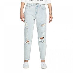 NWT Wild Fable Women’s Super High Rise Mom Light Wash Jeans